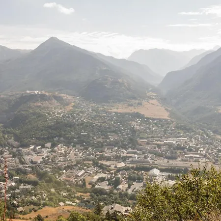 Appartamento Puy-saint-pierre, 4 Pièces, 12 Personnes - Fr-1-330c-54 *